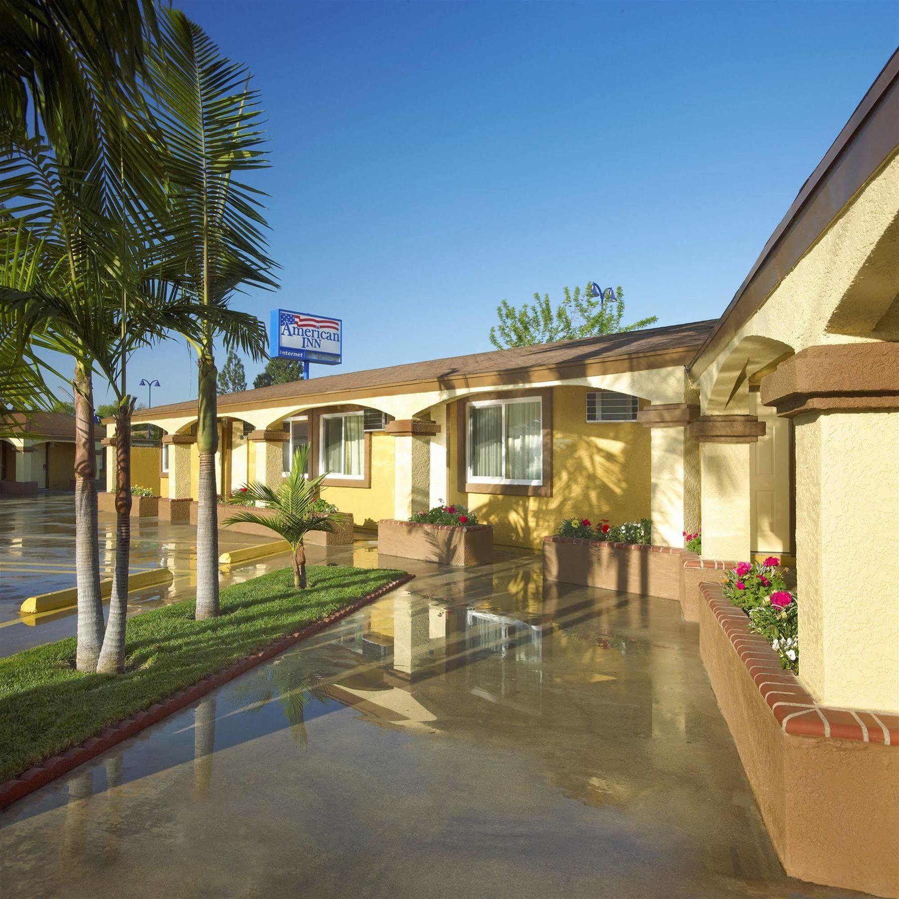 American Inn Downey Exterior photo